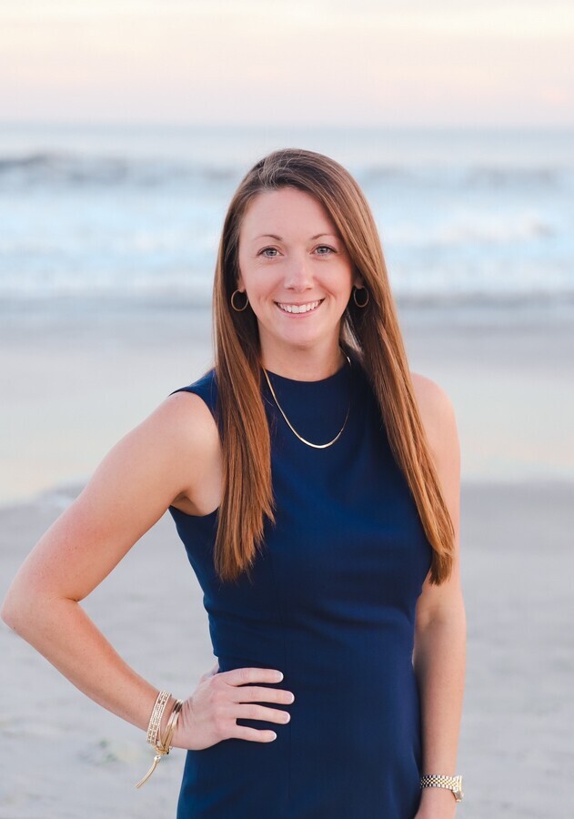 Alyssa Holmes Agent Photo